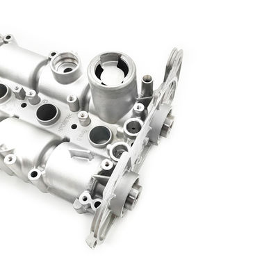 OE 04E103475AR Copertura argentea della testa del motore per motore 13JD